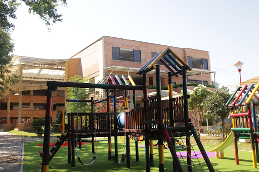 Colegio Gallery 4